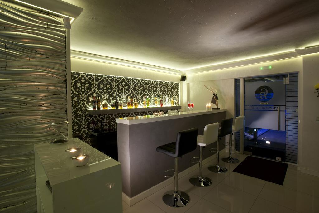 The Crystal Blue Hotel Athènes Extérieur photo