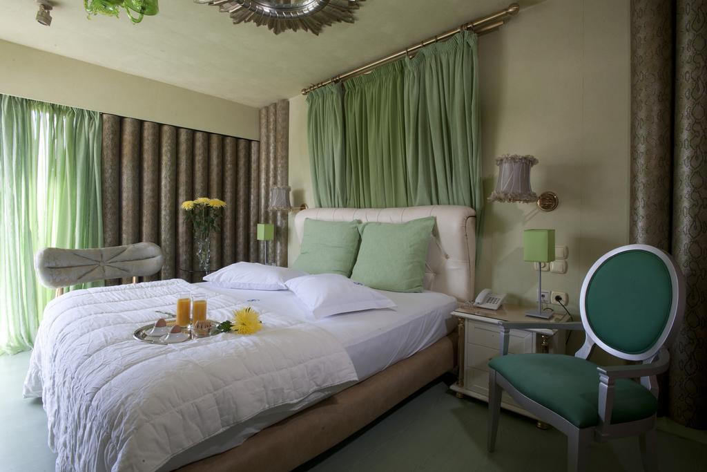 The Crystal Blue Hotel Athènes Extérieur photo