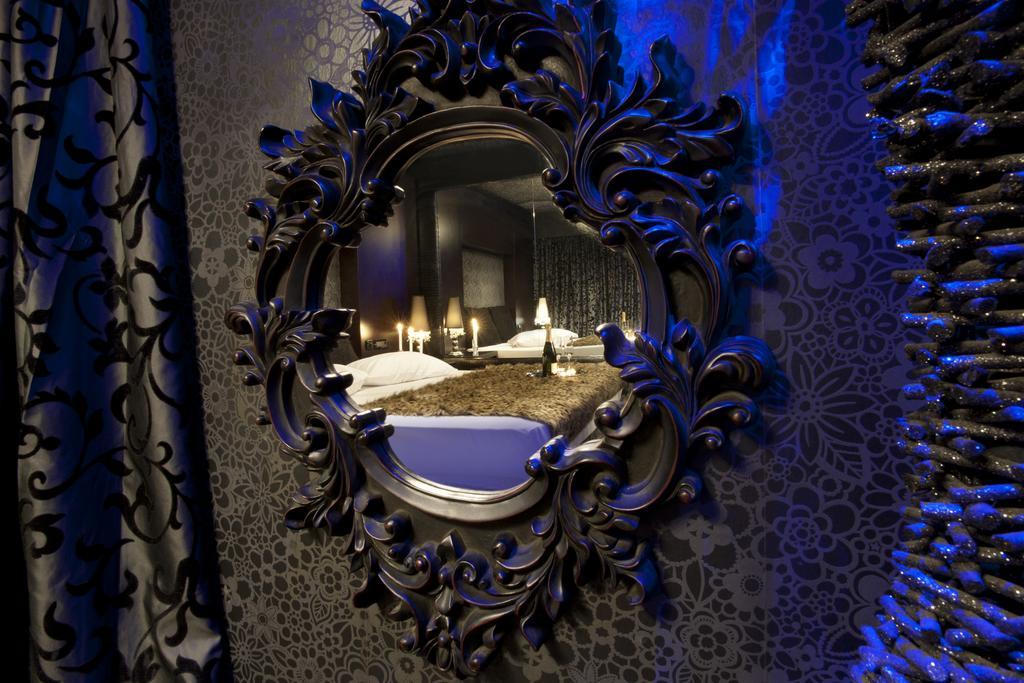 The Crystal Blue Hotel Athènes Extérieur photo
